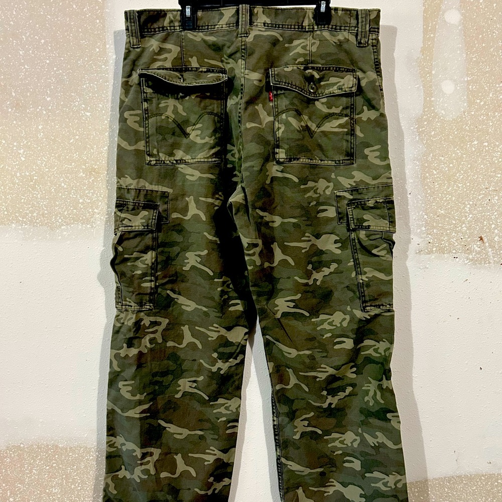 Camo Levi Jeans 39x30 Rustic